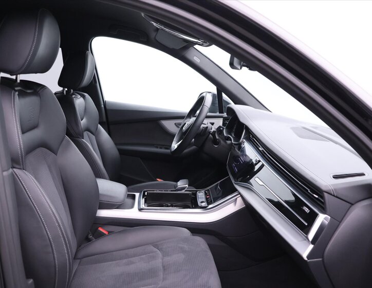 Audi Q7 SUV 3,0 l 210 kw