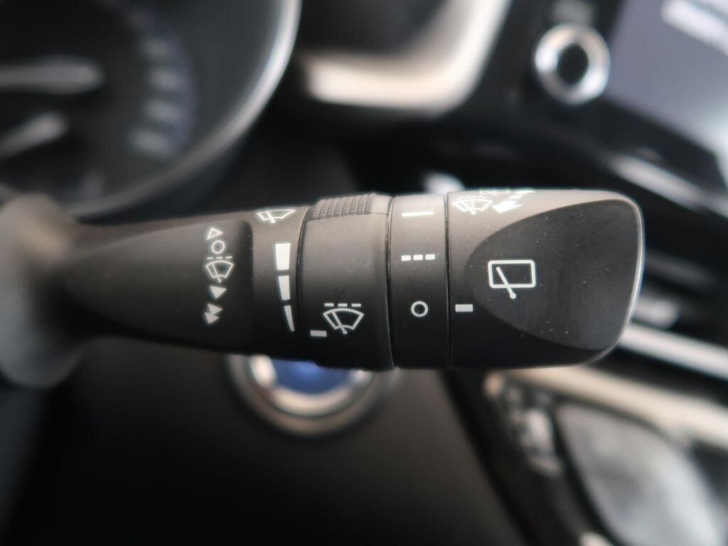 Toyota C-HR SUV / Terénní 1,8 l 72 kw