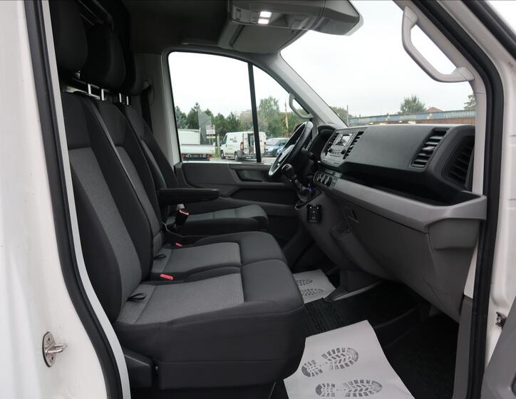 Volkswagen Crafter 13