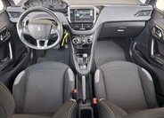 Peugeot 208 Hatchback 1,2 l 60 kw