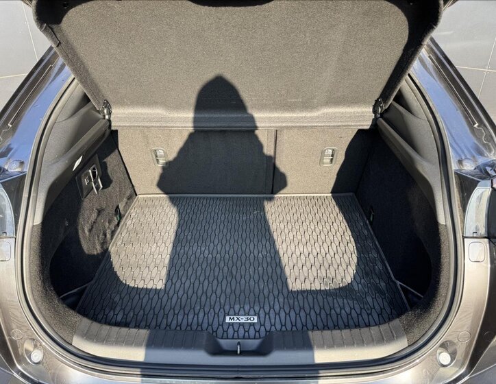Mazda MX-30 CUV 1,7 l 125 kw