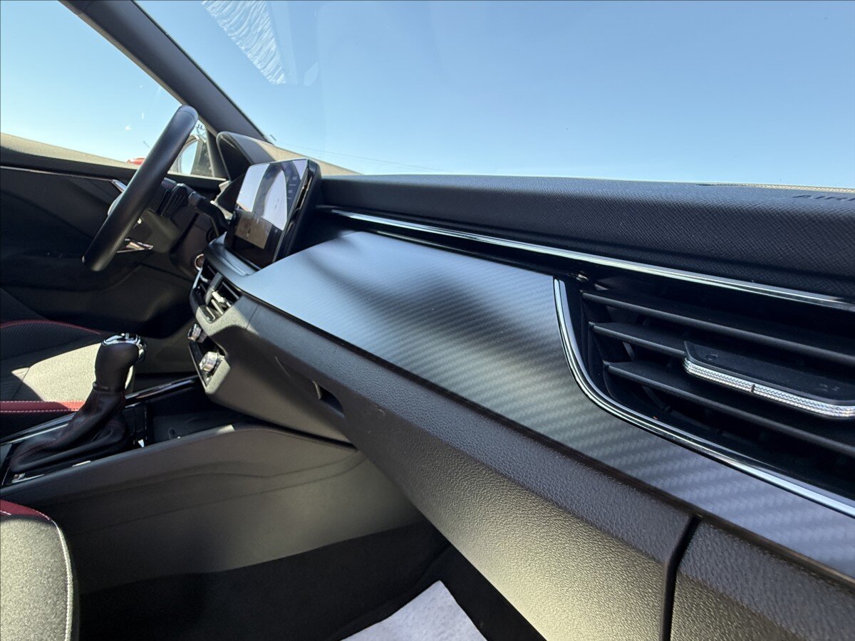 Škoda Kamiq SUV / Terénní 1,5 l 110 kw