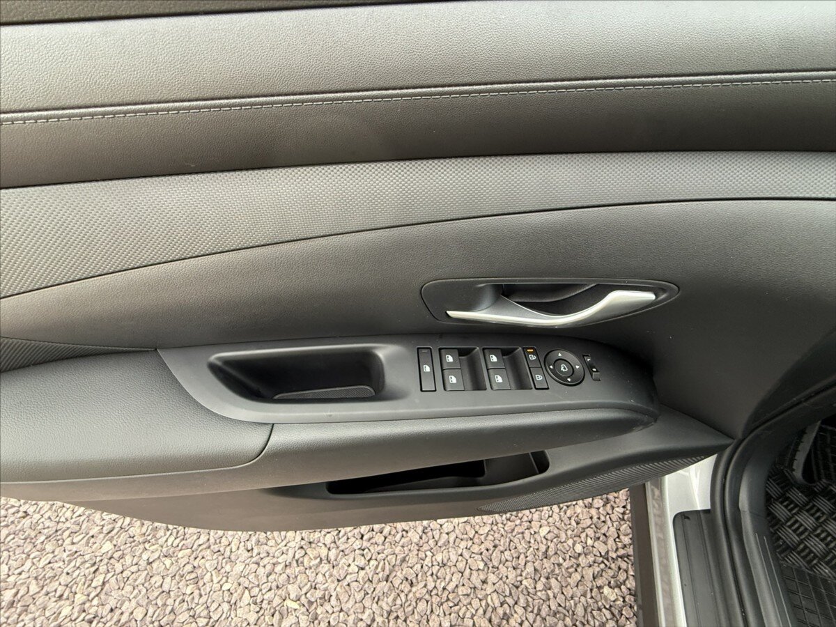 Hyundai Tucson SUV 1,6 l 110 kw