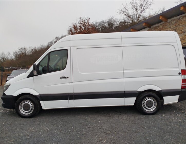 Mercedes-Benz Sprinter Skříň 2,1 l 95 kw