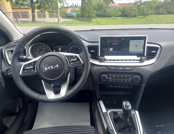 KIA Ceed 5