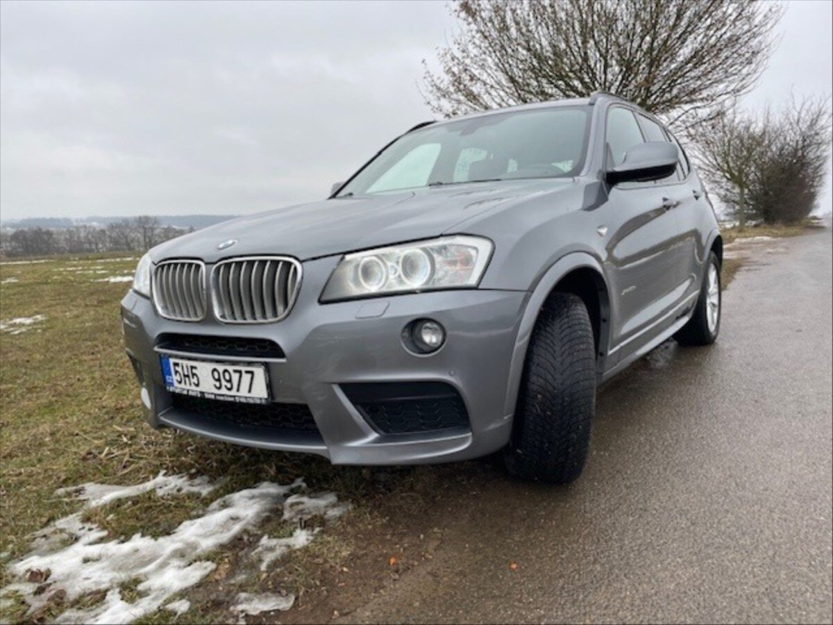 BMW X3 Kombi 3,0 l 190 kw