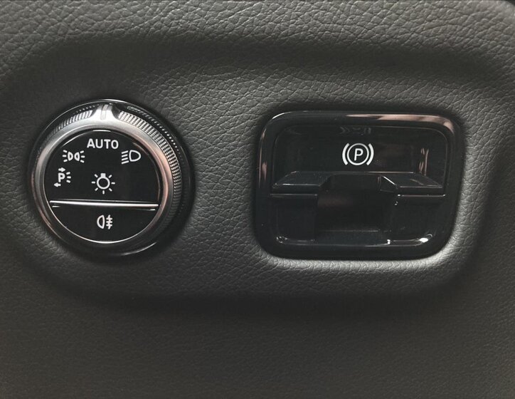 Mercedes-Benz EQE SUV 0,0 300 kw