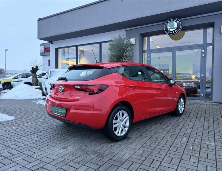 Opel Astra Hatchback 1,4 l 92 kw