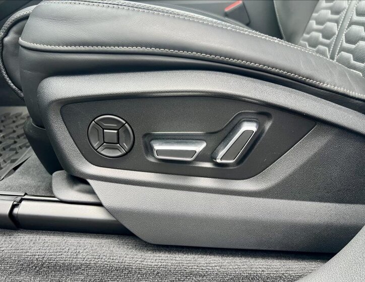 Audi RS Q8 SUV 4,0 l 441 kw