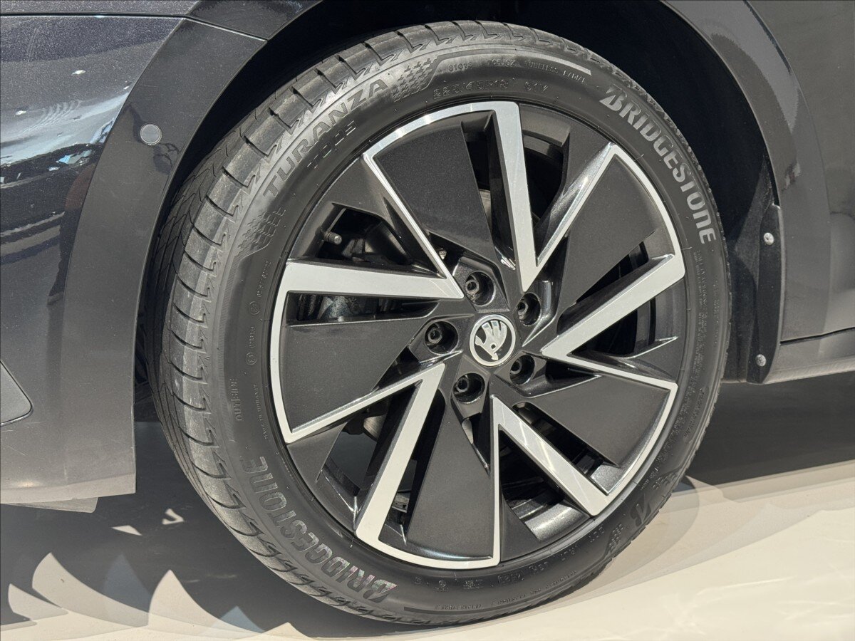 Škoda Octavia Kombi 1,4 l 150 kw