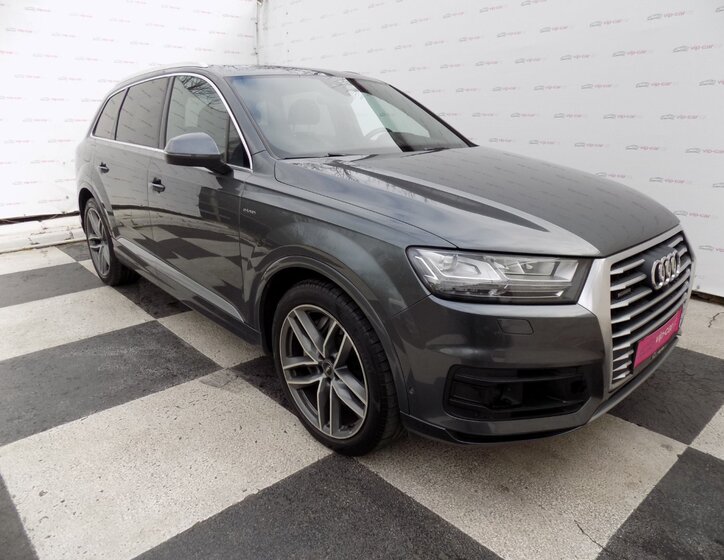 Audi Q7 SUV / Terénní 3,0 l 190 kw