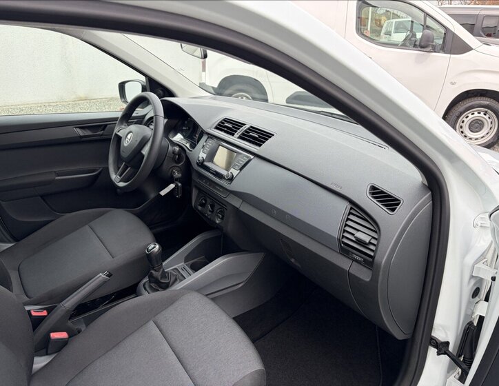 Škoda Fabia Hatchback 999,0 44 kw