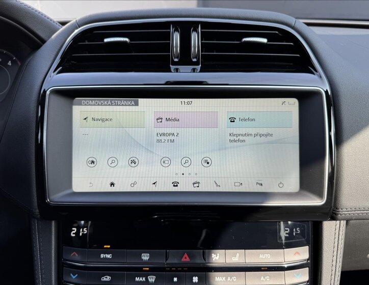 Jaguar F-Pace SUV / Terénní 2,0 l 132 kw