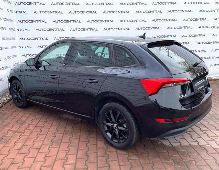 Škoda Scala 4