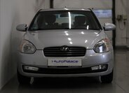 Hyundai Accent 2