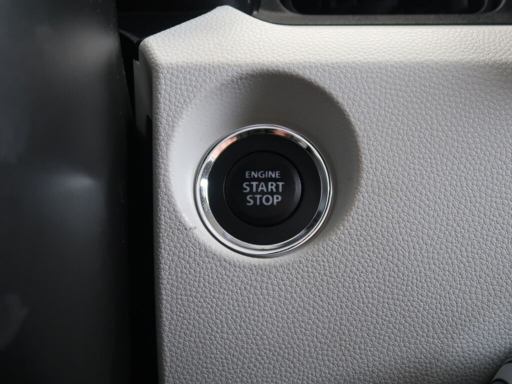 Suzuki Ignis SUV 1,2 l 66 kw