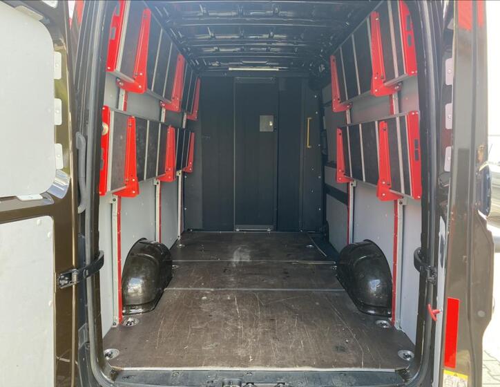 Volkswagen Crafter 25