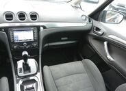 Ford S-MAX MPV 2,2 l 147 kw