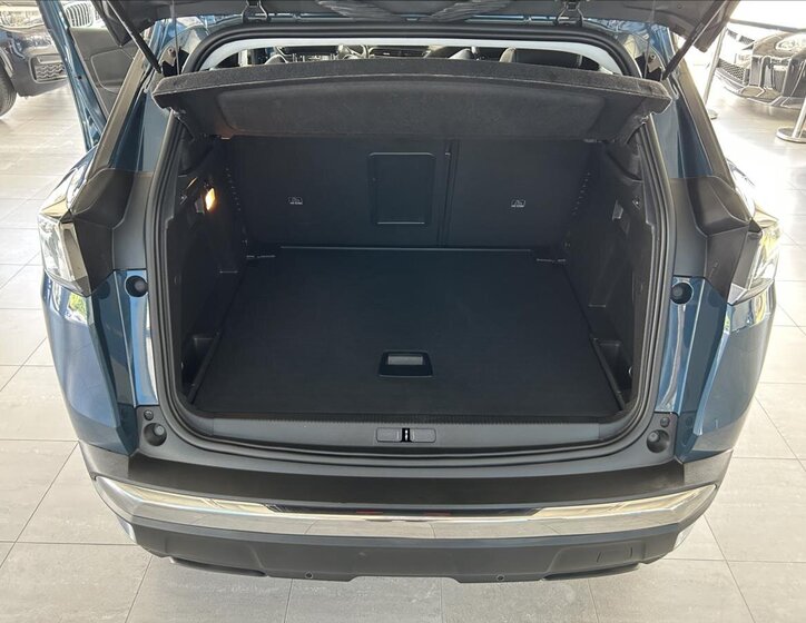 Peugeot 3008 SUV / Terénní 1,5 l 96 kw