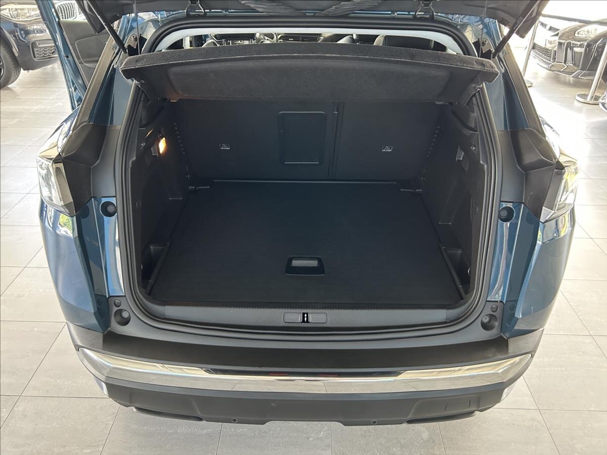 Peugeot 3008 SUV / Terénní 1,5 l 96 kw