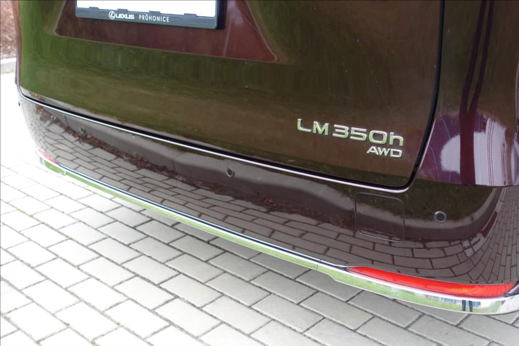Lexus LM 350h