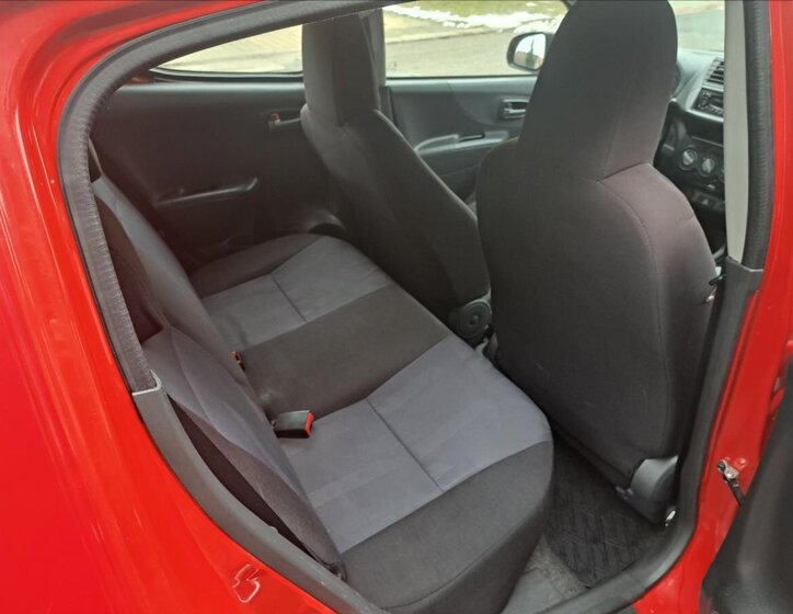 Suzuki Alto Hatchback 996,0 50 kw