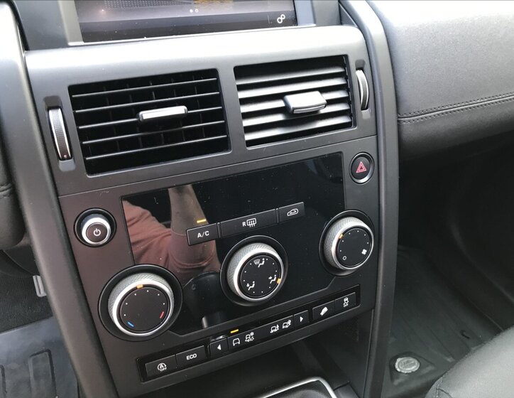 Land Rover Discovery Sport SUV / Terénní 2,0 l 110 kw