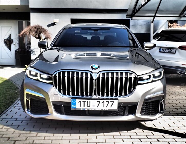 BMW Řada 7 Sedan / Limuzína 3,0 l 294 kw