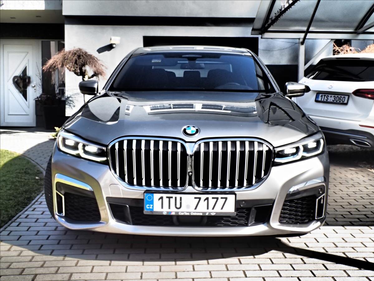BMW Řada 7 Sedan / Limuzína 3,0 l 294 kw