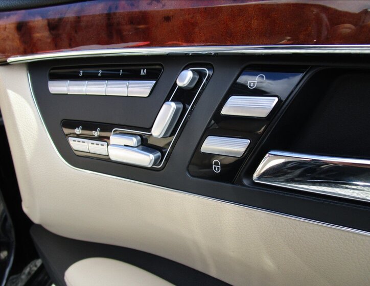 Mercedes-Benz Třídy S Sedan / Limuzína 4,0 l 235 kw