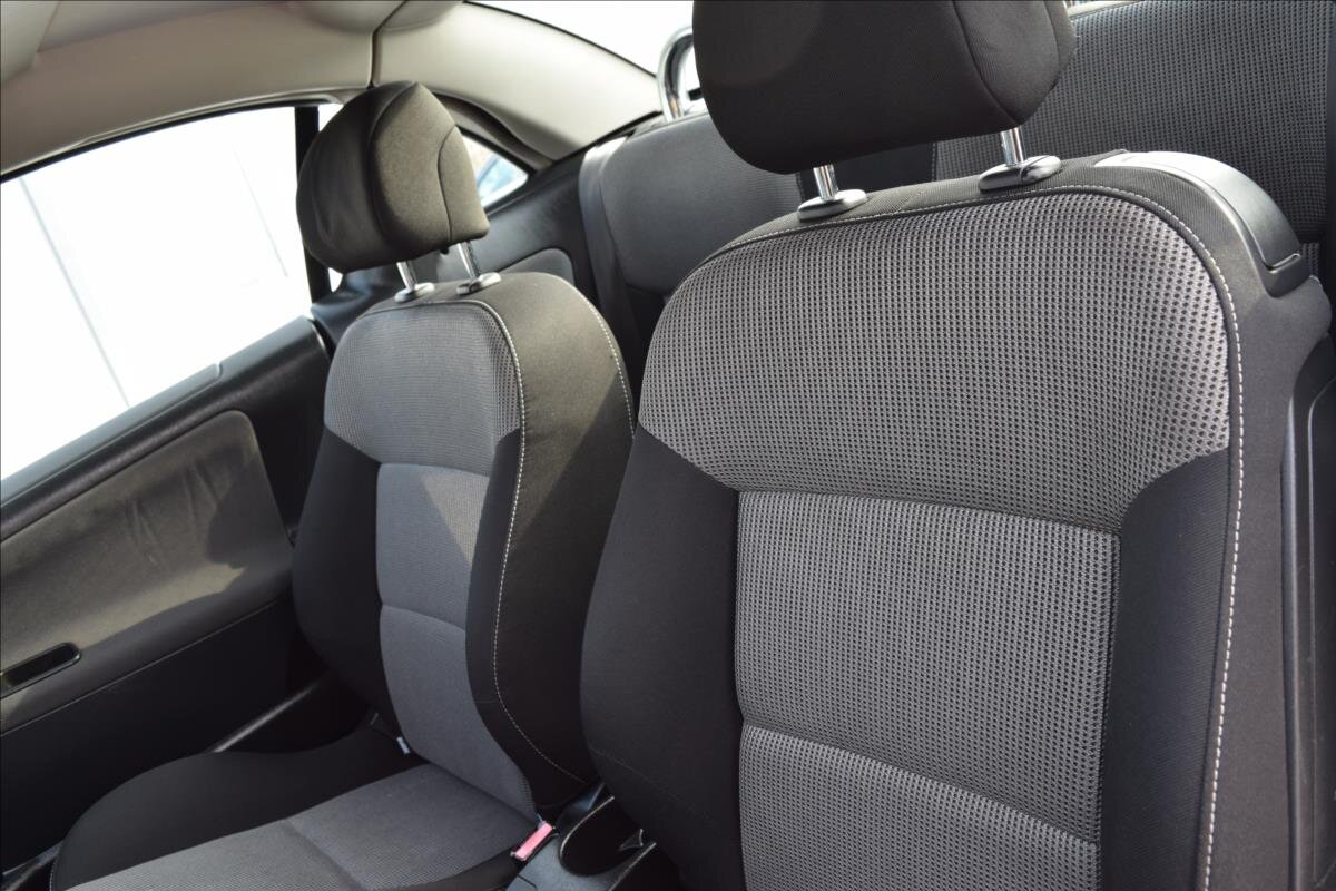 Peugeot 207 Kabriolet 1,6 l 88 kw