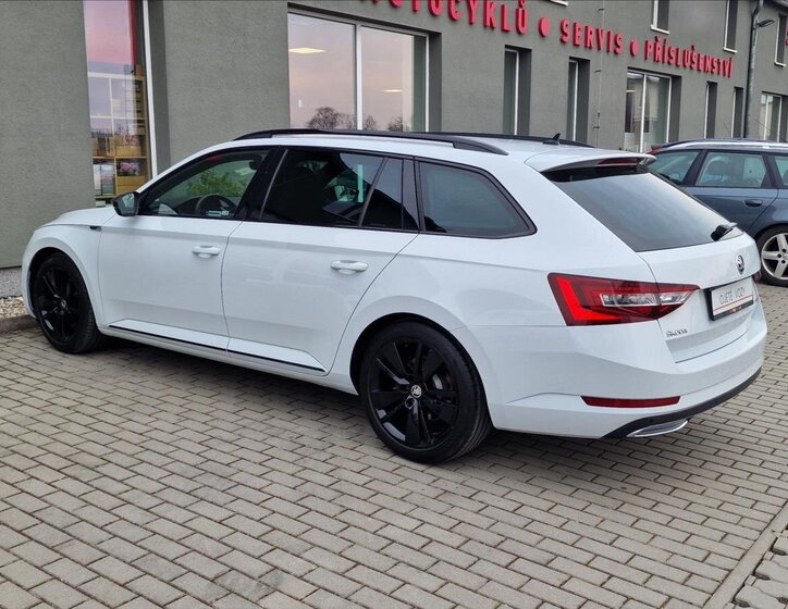 Škoda Superb Kombi 2,0 l 110 kw