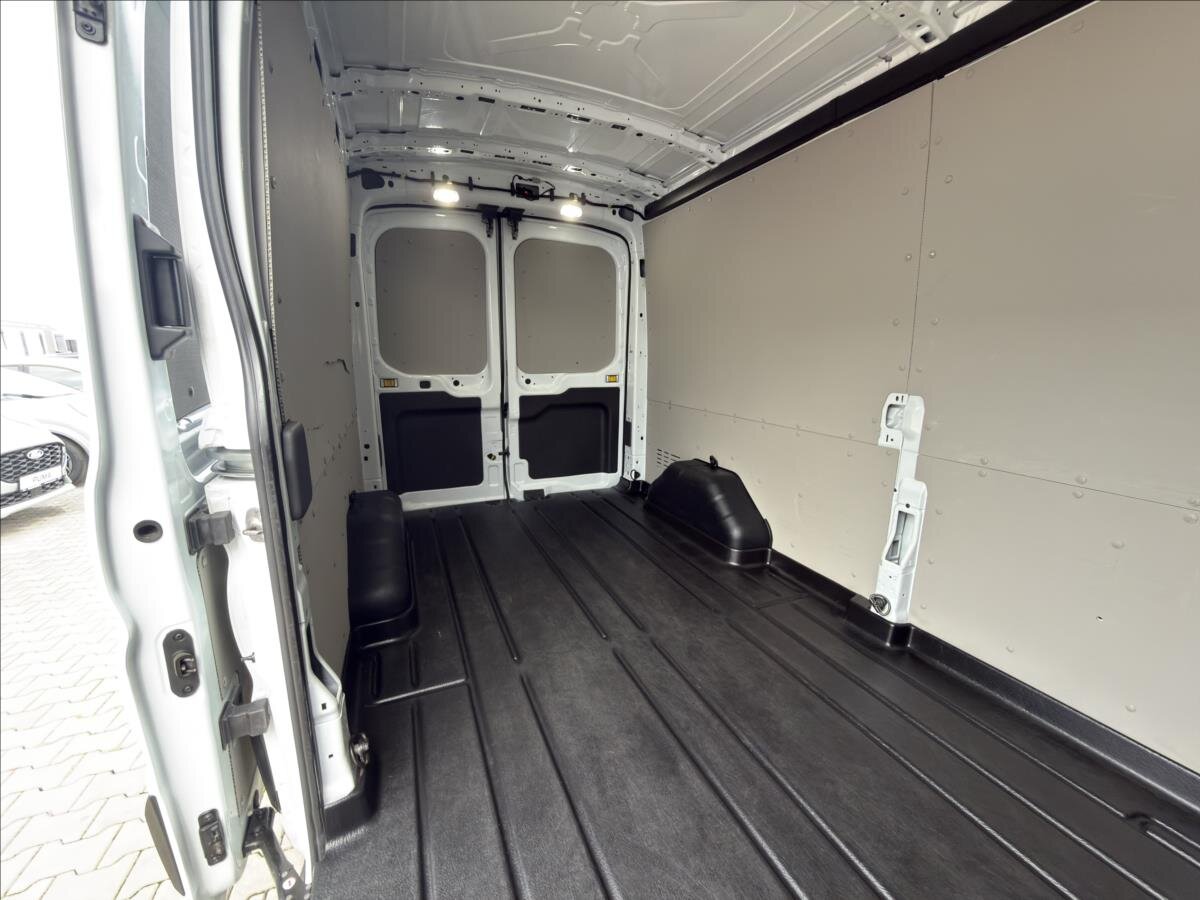 Ford Transit Skříň 2,0 l 96 kw