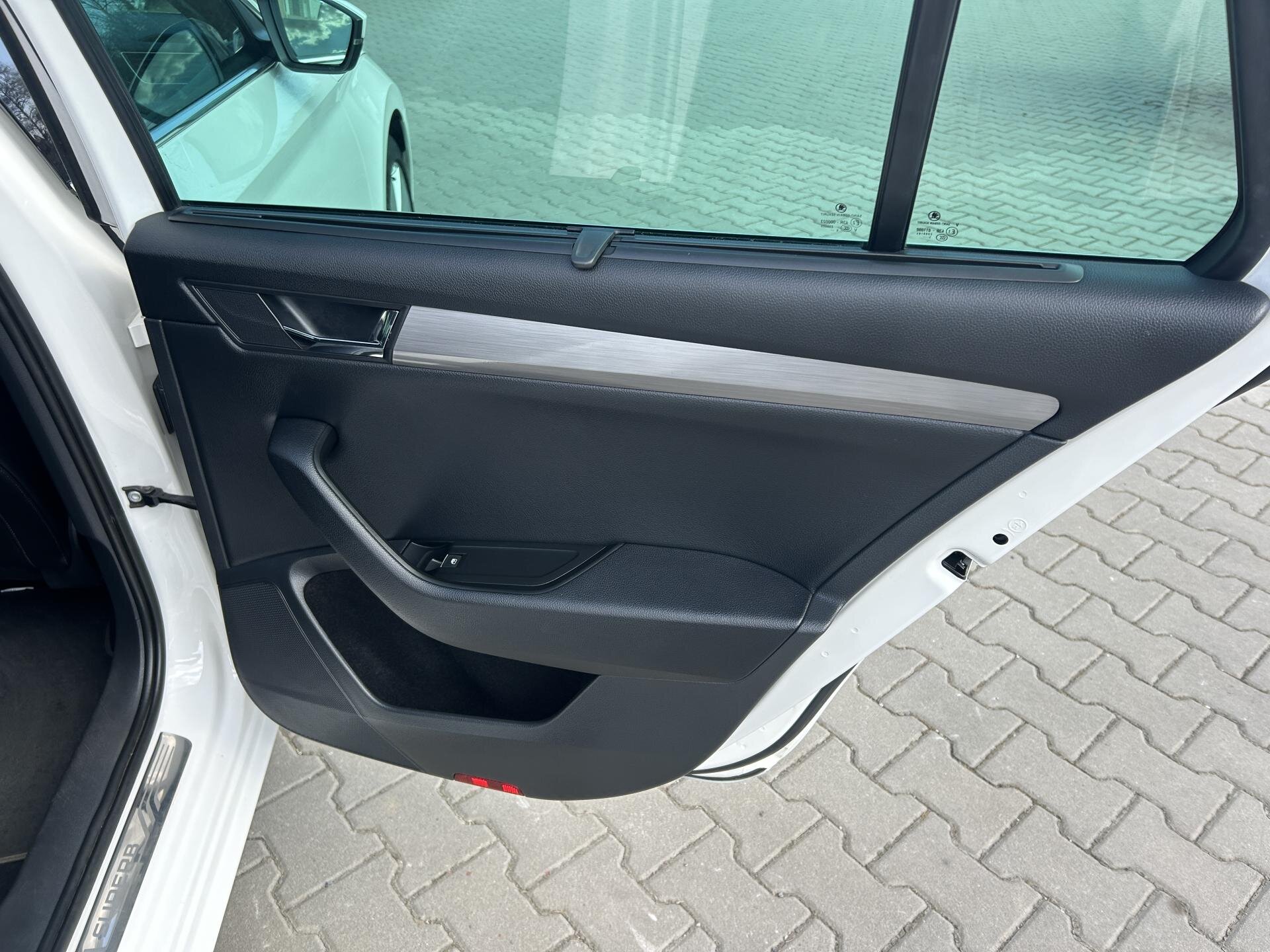 Škoda Superb Kombi 2,0 l 110 kw