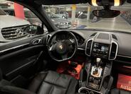Porsche Cayenne 14