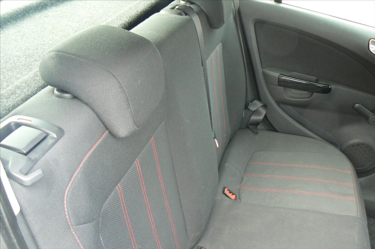 Opel Corsa Hatchback 1,4 l 66 kw