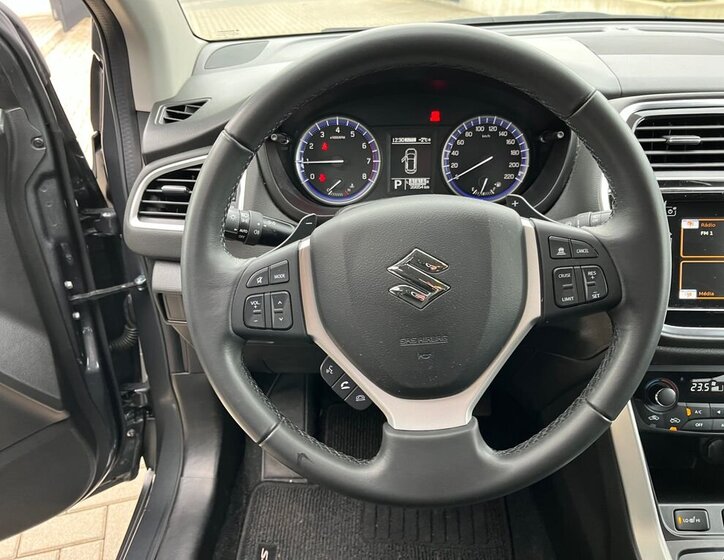 Suzuki SX4 S-Cross 20