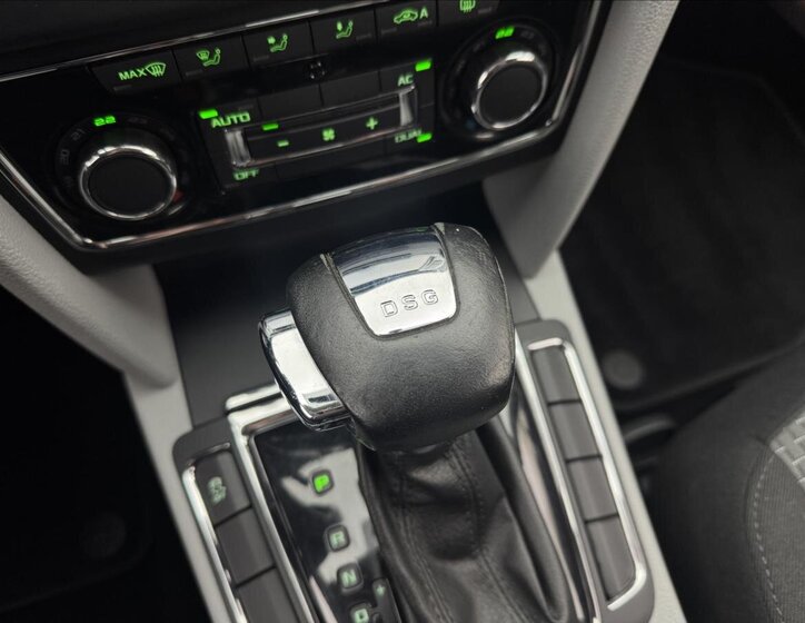 Škoda Superb Kombi 2,0 l 103 kw