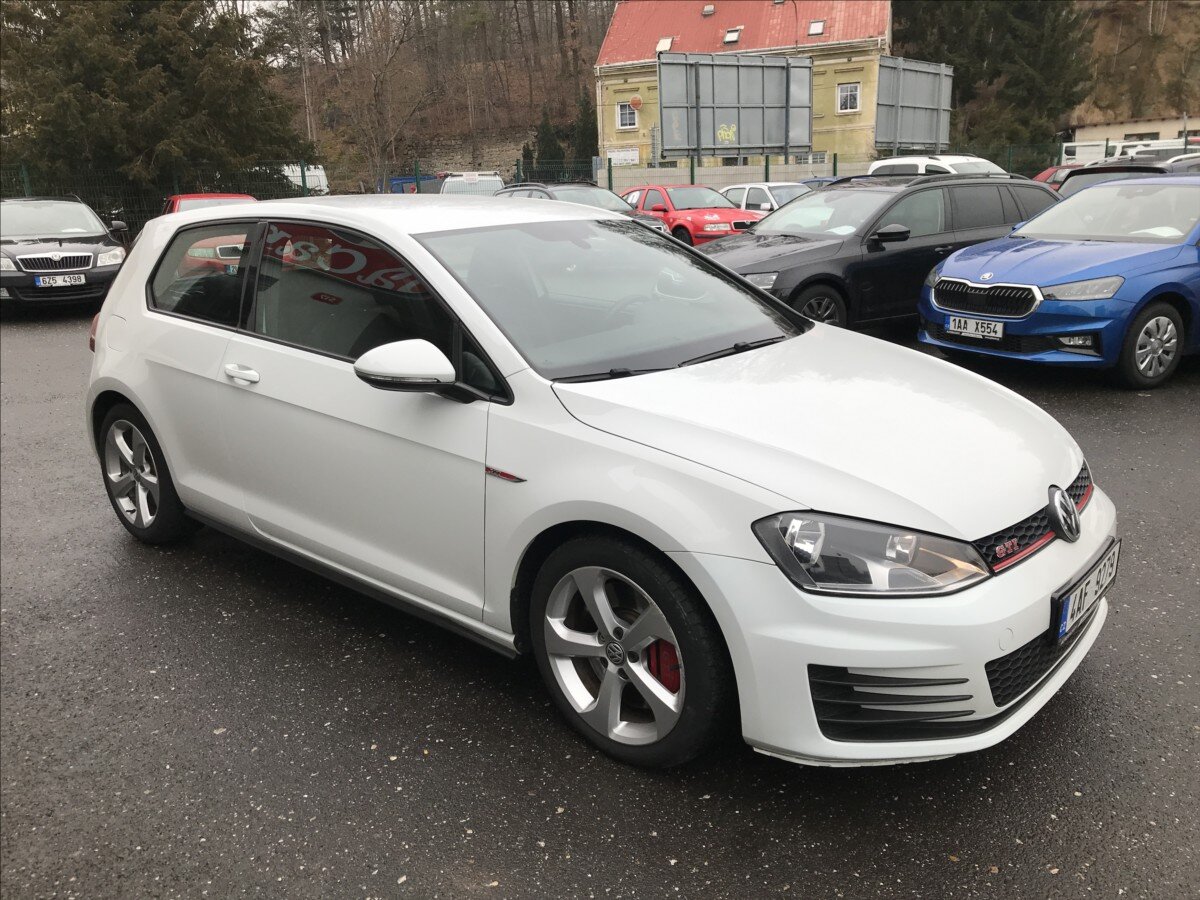 Volkswagen Golf Hatchback 2,0 l 169 kw
