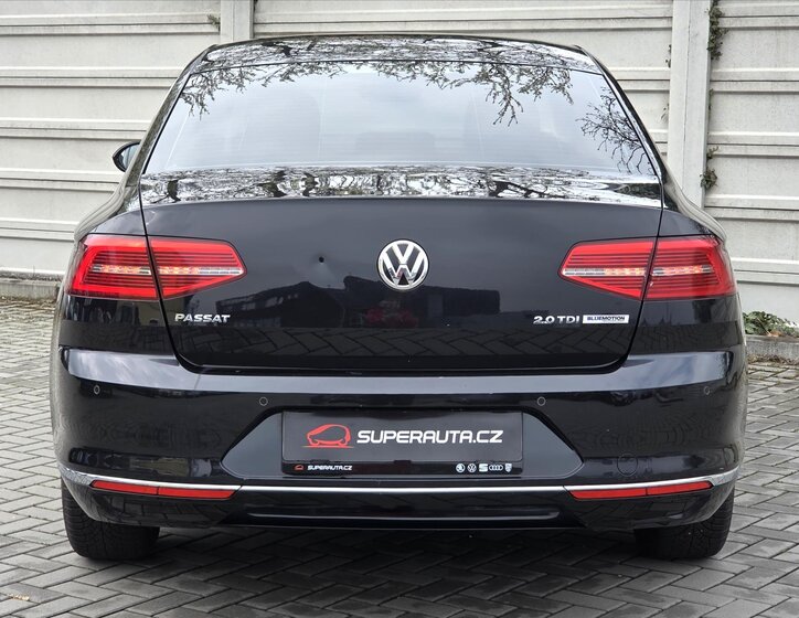 Volkswagen Passat Sedan / Limuzína 2,0 l 110 kw