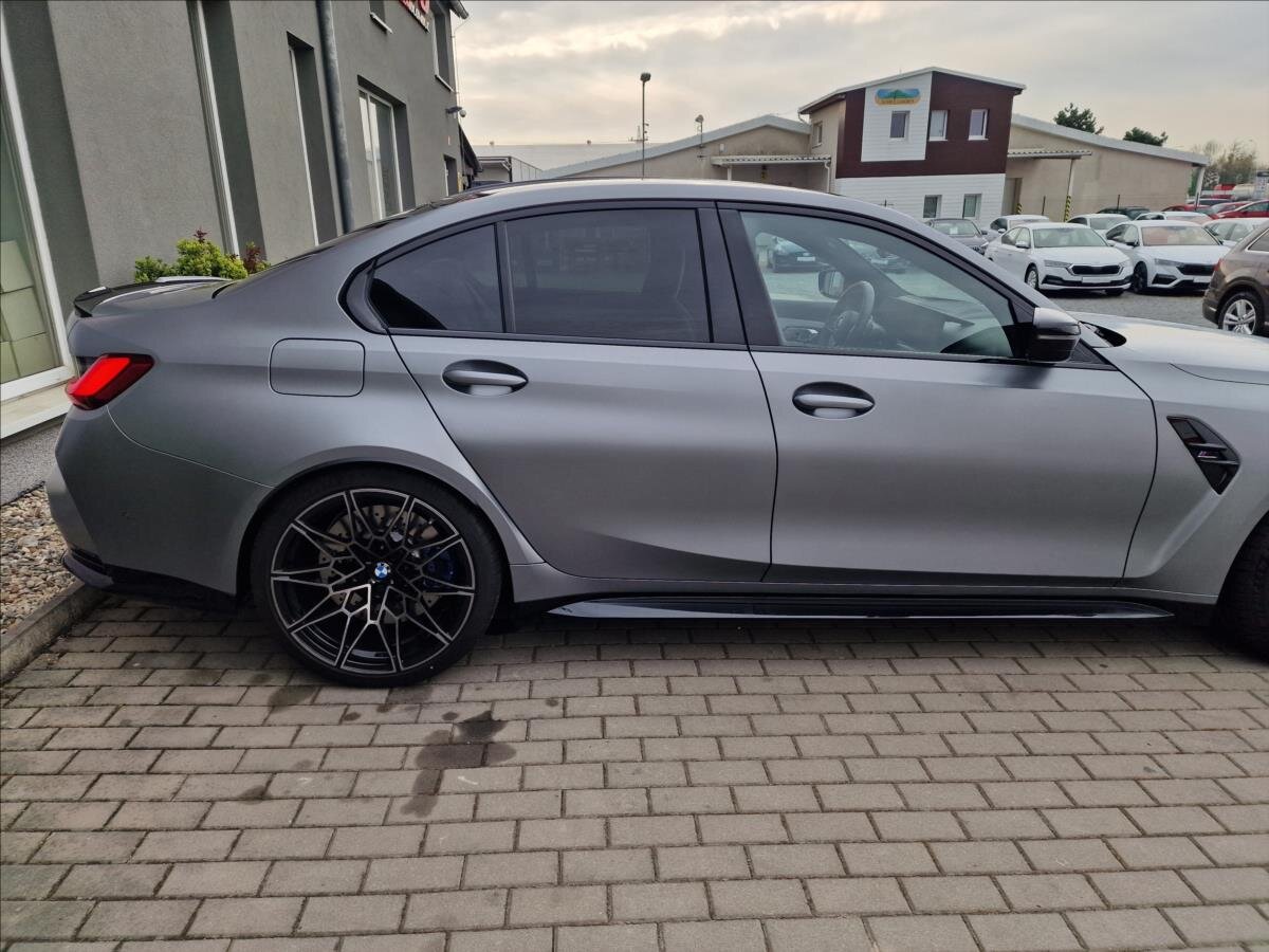 BMW M3 Sedan / Limuzína 3,0 l 390 kw