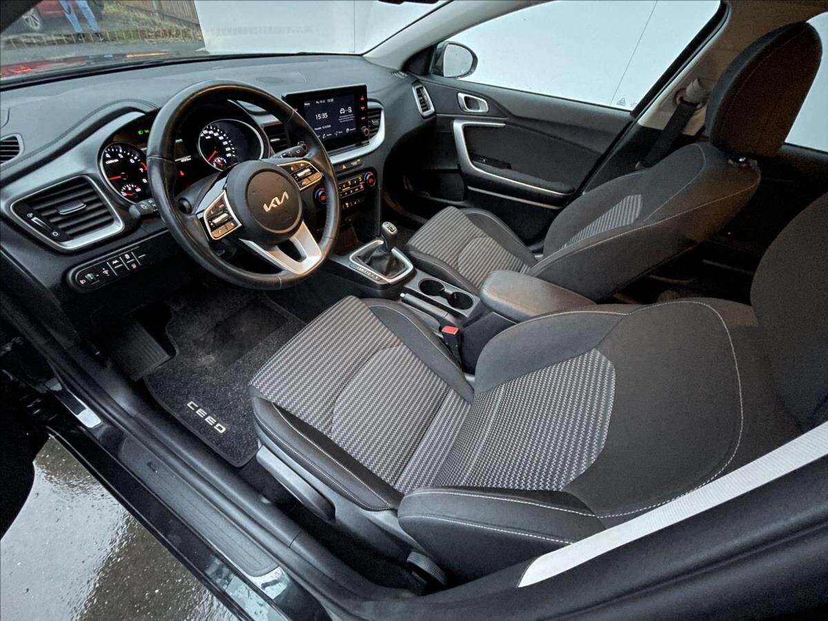 KIA Ceed Hatchback 998,0 74 kw