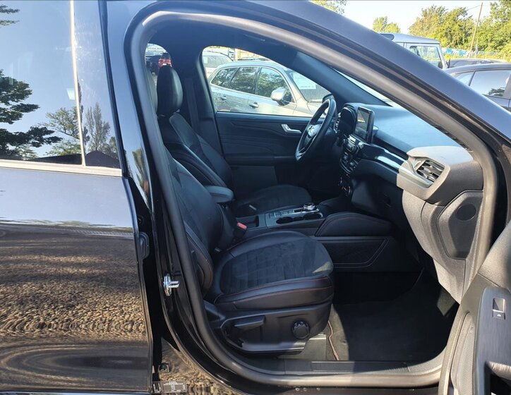 Ford Kuga SUV 2,5 l 112 kw