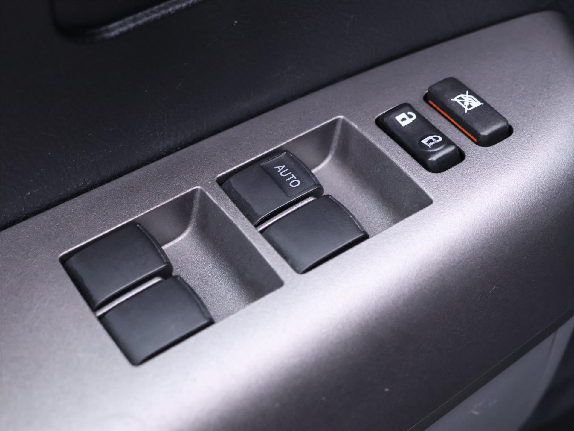 Toyota Tundra Pick-up 5,7 l 285 kw