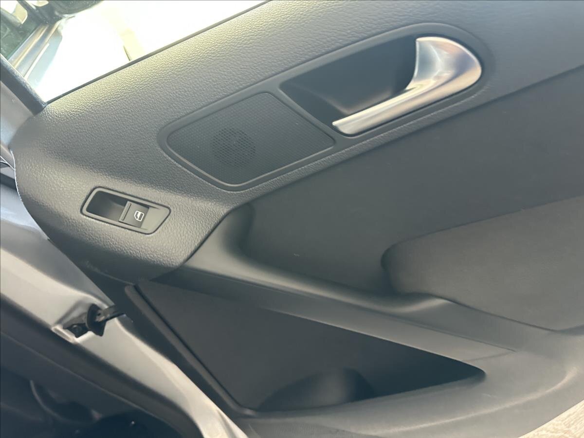 Volkswagen Tiguan SUV / Terénní 2,0 l 103 kw