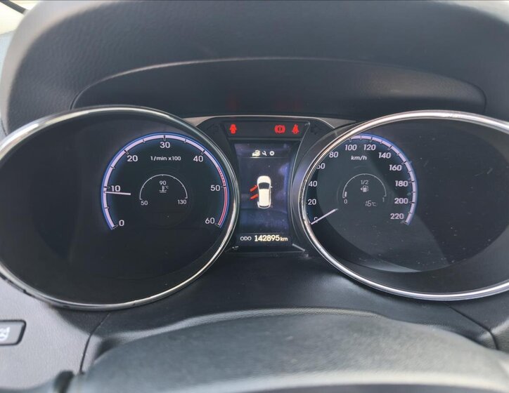 Hyundai ix35 SUV / Terénní 2,0 l 100 kw