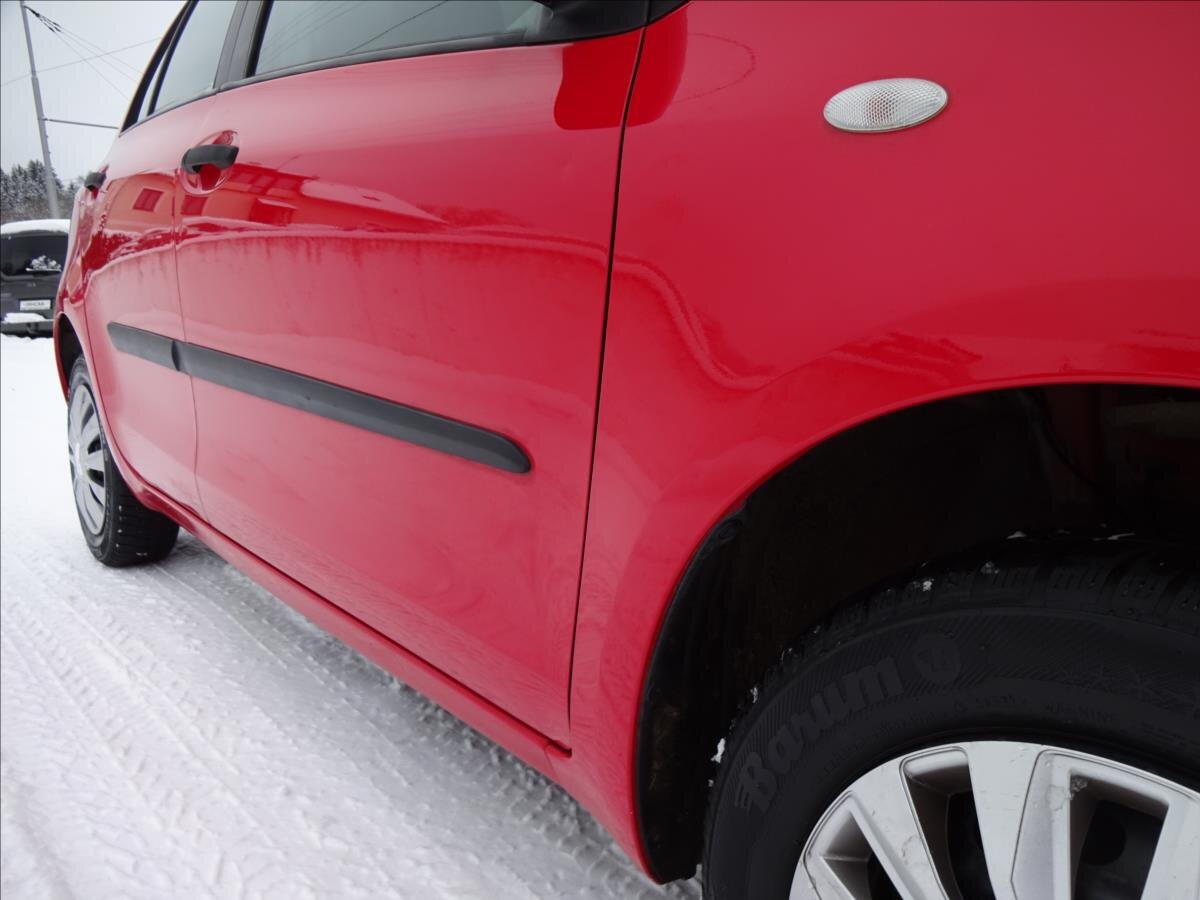 Toyota Yaris Hatchback 998,0 51 kw