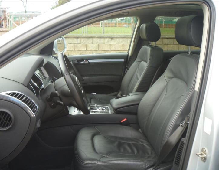 Audi Q7 SUV 3,0 l 176 kw