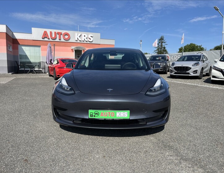 Tesla Model 3 15