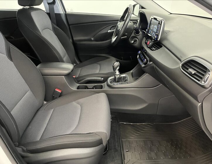 Hyundai i30 Kombi 998,0 88 kw